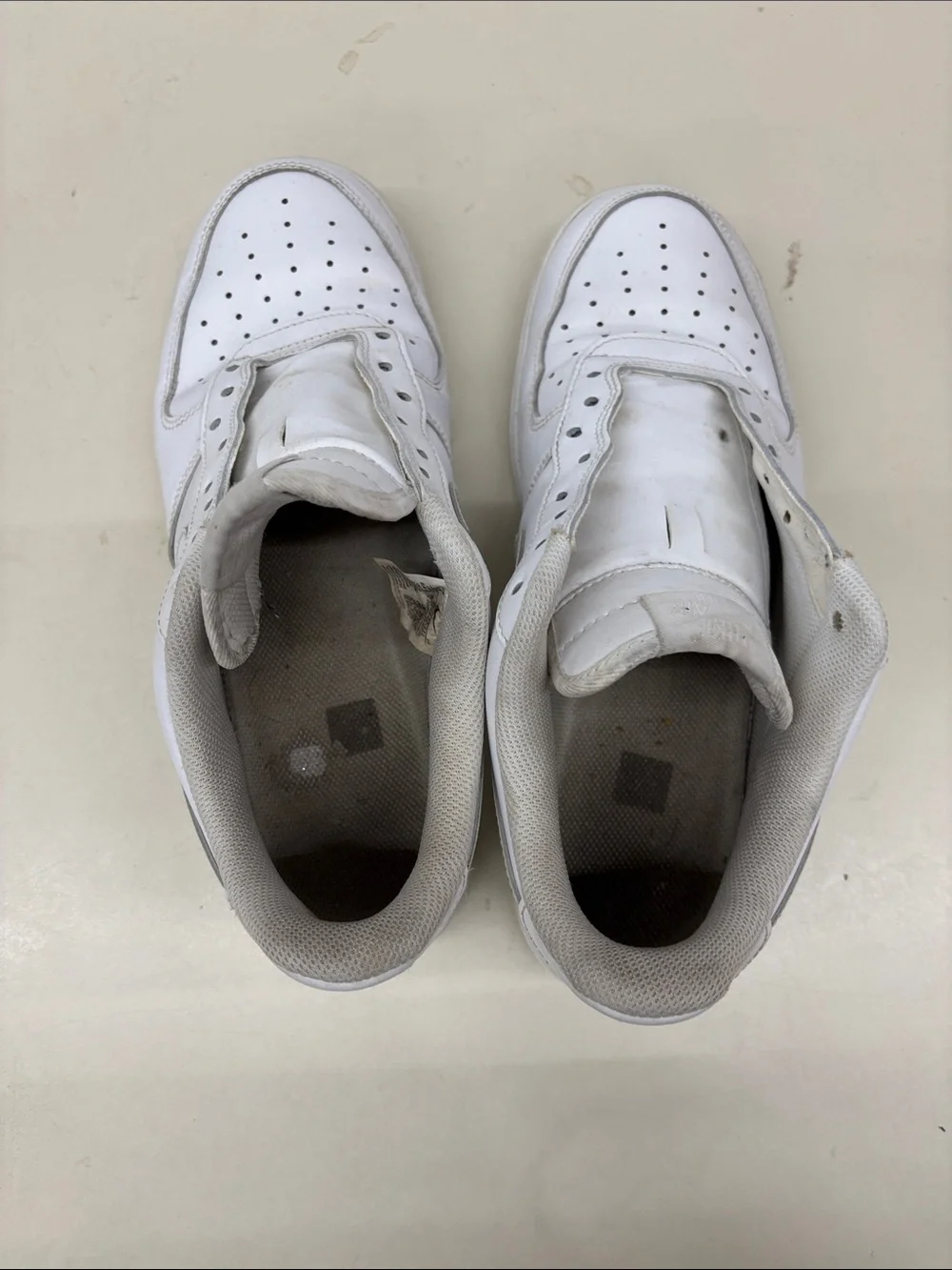 Nike White Low-Top Air Force 1s No Laces